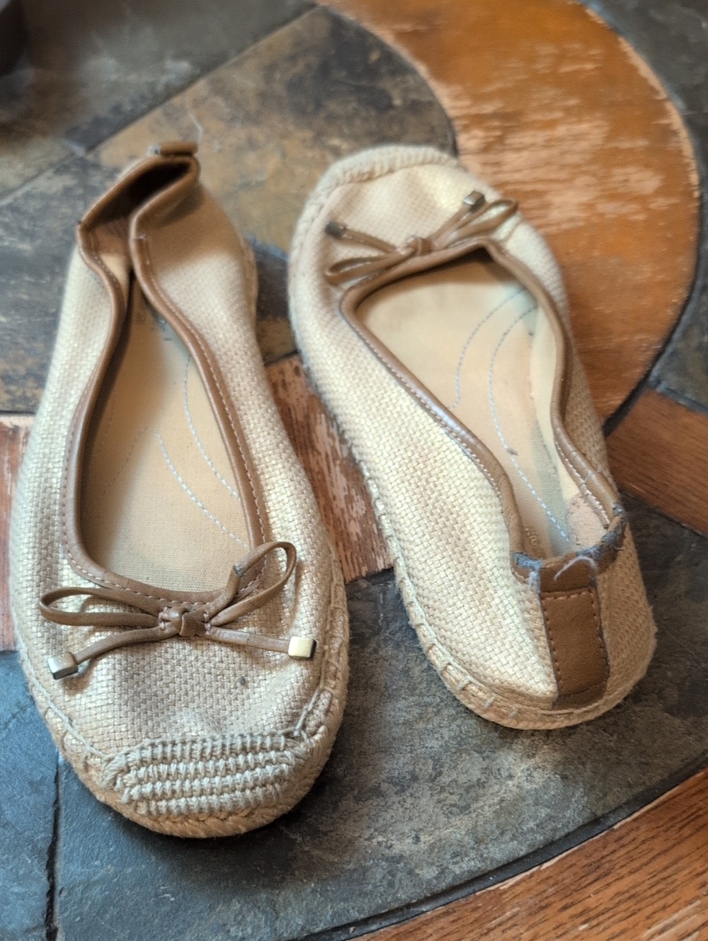 Naturalizer Beige Tan Canvas Ballet Flats with Bow Trim